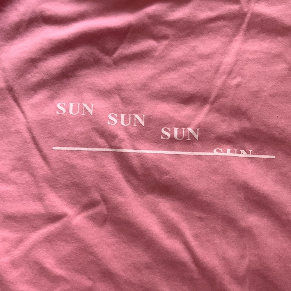 Pink tshirt with setting sun design